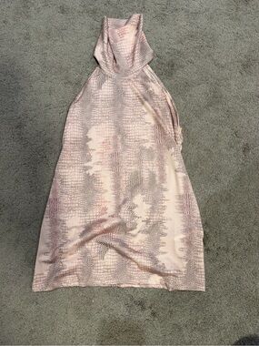 Sleeveless High-Neck Pink Print Women's Top